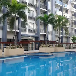 One Palm Tree Apartment Manila